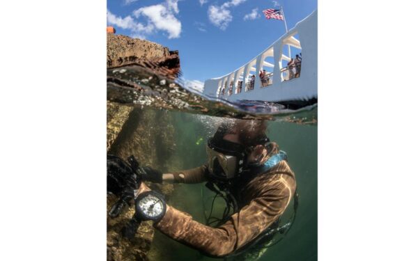 US Navy to Remove Historic USS Arizona Salvage Platforms Due to Structural Decay