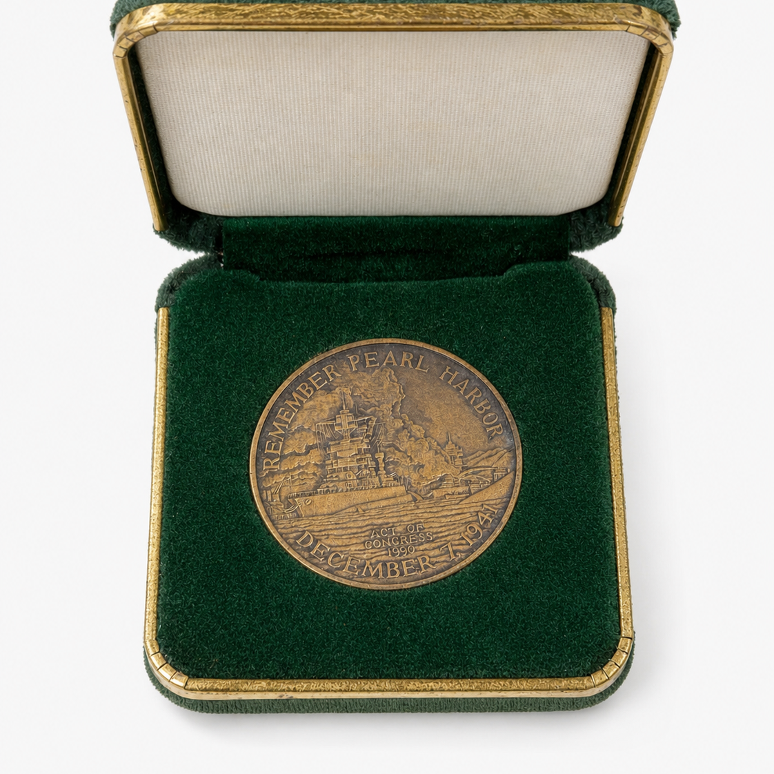 Pearl Harbor Survivor's Medal: Authentic WWII Bronze Artifact
